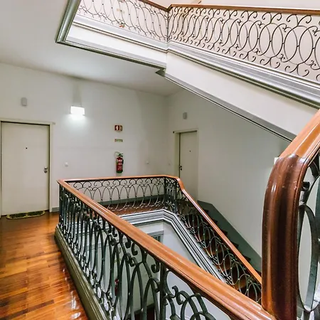 Chiado 2 Bedroom Elegant 아파트