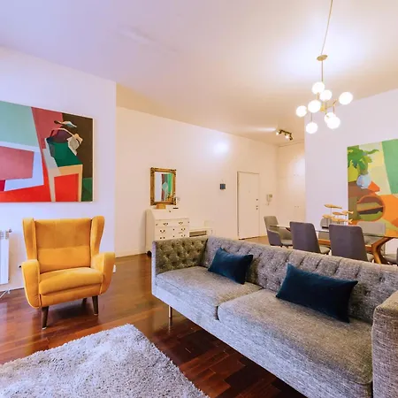 Chiado 2 Bedroom Elegant 아파트 리스본