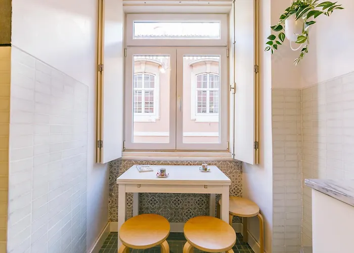 Chiado 2 Bedroom Elegant شقة Lisboa