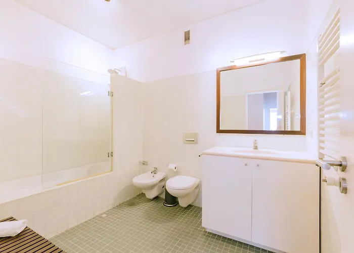 Chiado 2 Bedroom Elegant